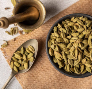 green cardamom spices trader